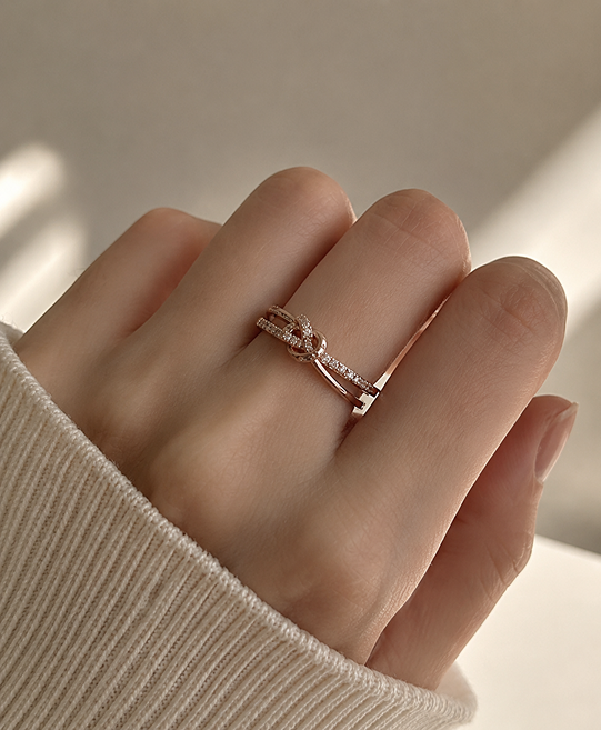 Twisted Infinity Ring