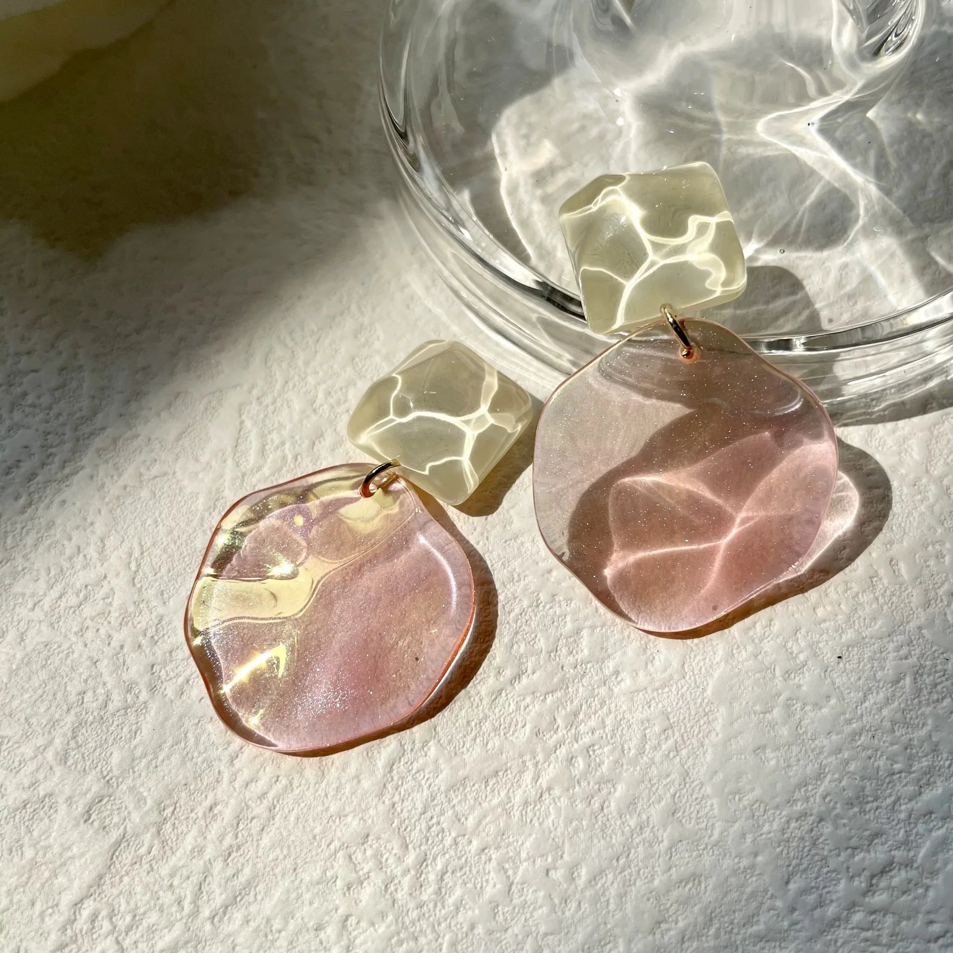 Irregular Dangle Earrings Water Ripple Acrylic Transparent Earrings for Women Fashionable Acrylic Jewelry Accessories