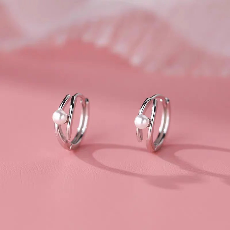 925 Sterling Silver Pearl Earrings Luxurious Exclusive Design Exquisite Simple Fashionable Ear Accessories for Women