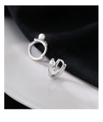 925 Sterling Silver Pearl Earrings Luxurious Exclusive Design Exquisite Simple Fashionable Ear Accessories for Women
