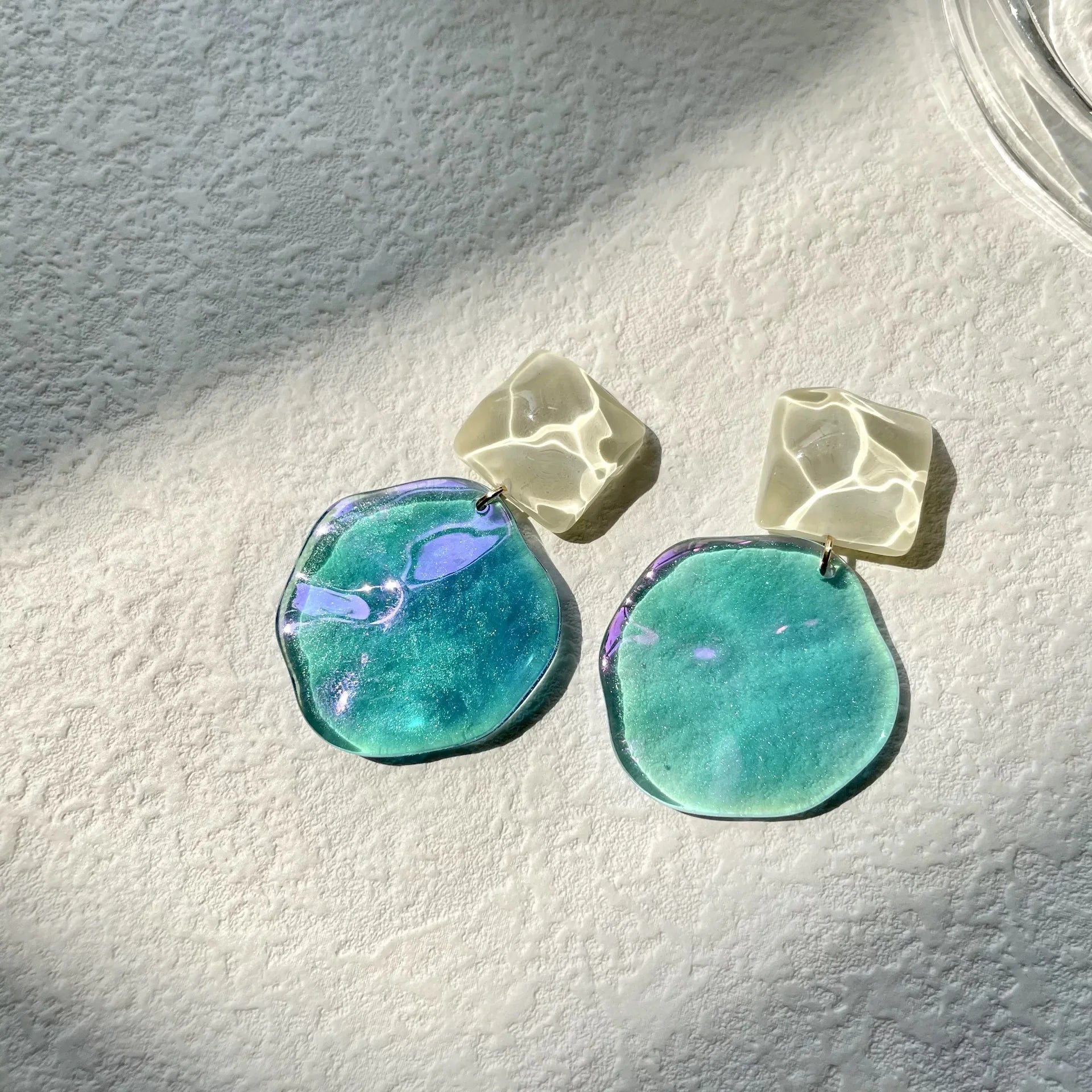 Irregular Dangle Earrings Water Ripple Acrylic Transparent Earrings for Women Fashionable Acrylic Jewelry Accessories
