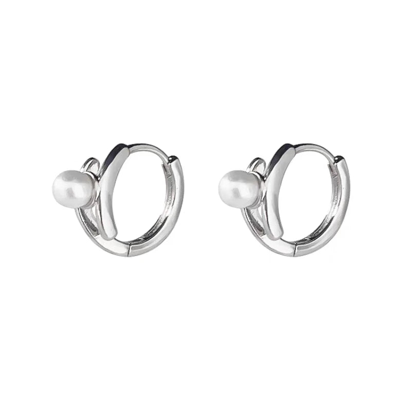 925 Sterling Silver Pearl Earrings Luxurious Exclusive Design Exquisite Simple Fashionable Ear Accessories for Women